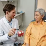 What Qualities Should You Look for in a Trusted Dentist?